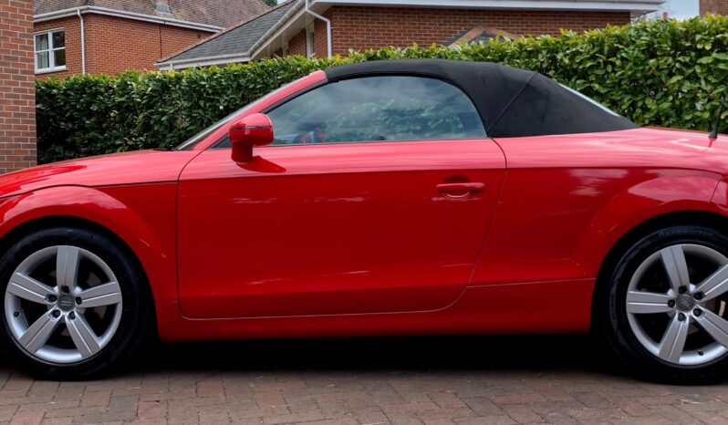 Audi TT Roadster 2.0 full