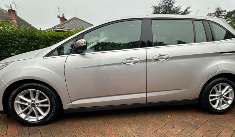 Ford Grand C-Mac Zetec 1.5 tdci full