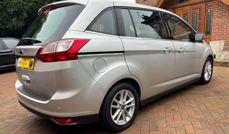 Ford Grand C-Mac Zetec 1.5 tdci full