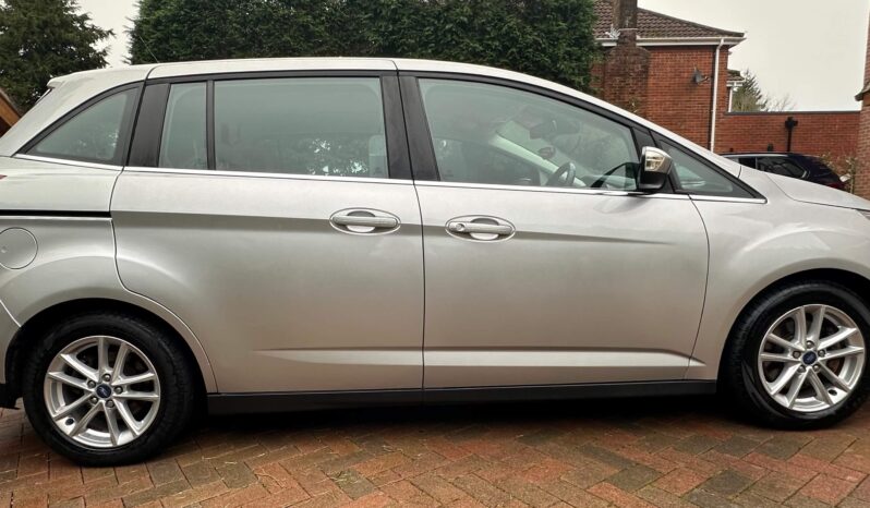 Ford Grand C-Mac Zetec 1.5 tdci full