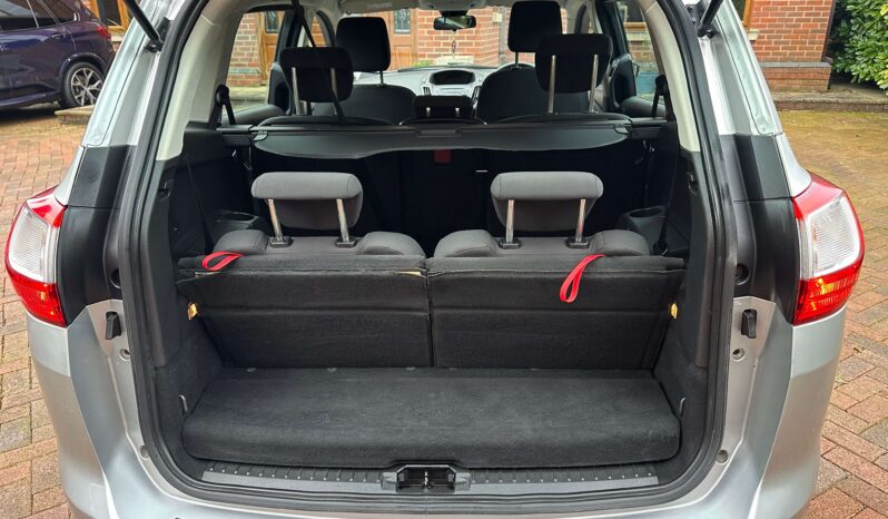 Ford Grand C-Mac Zetec 1.5 tdci full